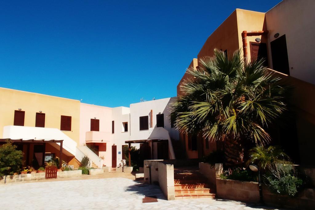 Casa Vacanze Di Anna E Selene Villa Favignana Eksteriør bilde