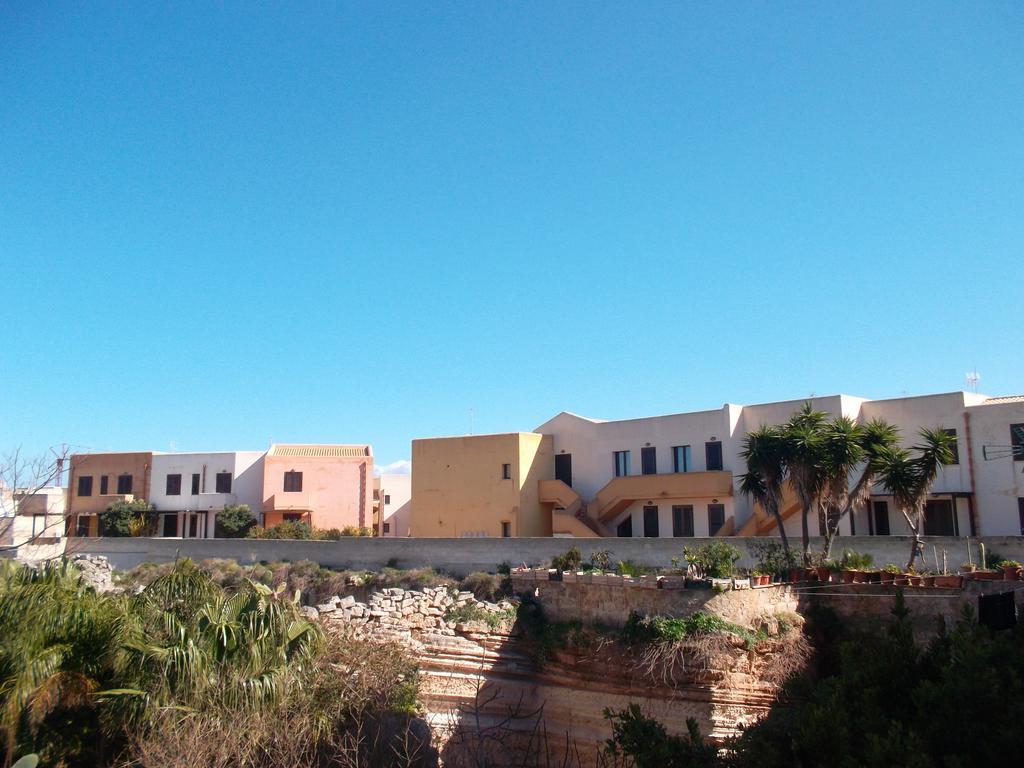 Casa Vacanze Di Anna E Selene Villa Favignana Eksteriør bilde